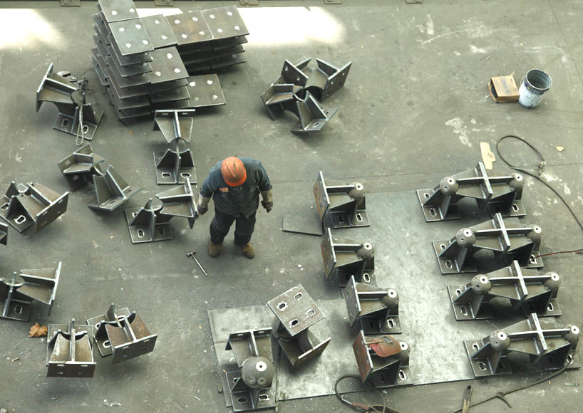 溧阳煤棚网架双向支座